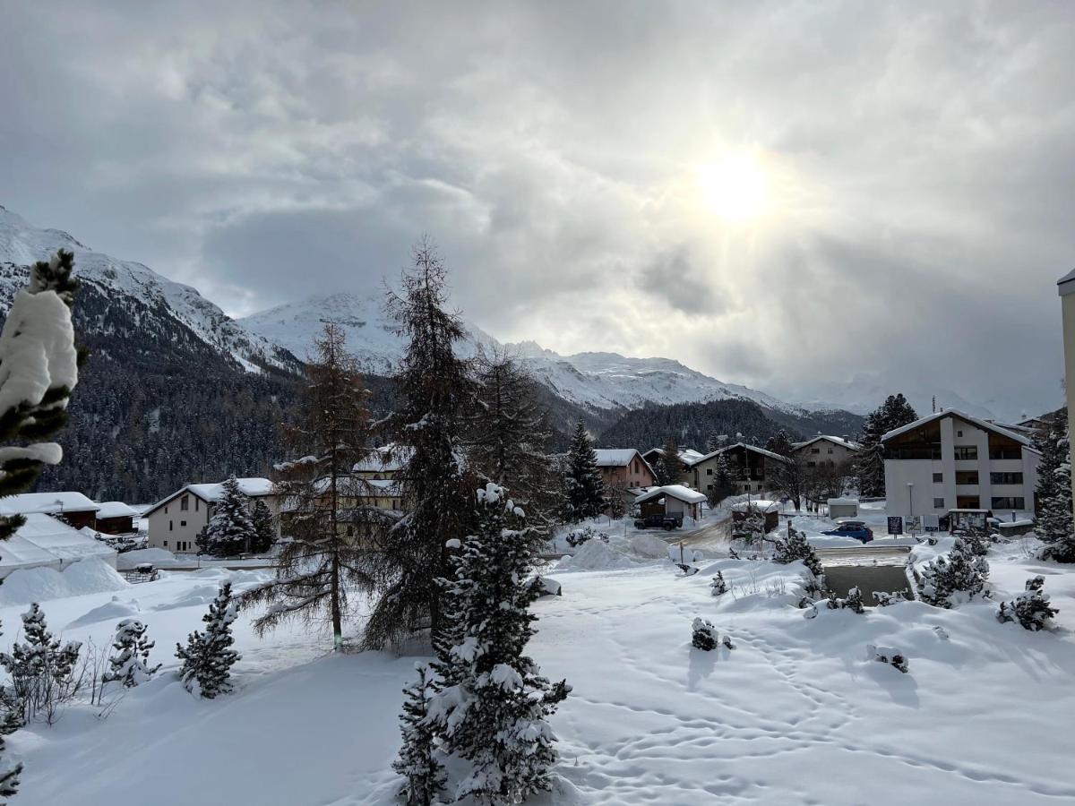 Cosy Apartment Facing Piz Rosatsch St. Moritz Bagian luar foto